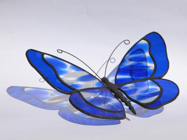 Designvorlage Glasfiguren Schmetterling MONA sitzend
